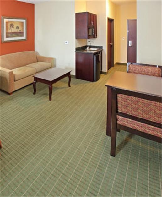 Holiday Inn Express Hotel & Suites Henderson - Traffic Star By Ihg Экстерьер фото