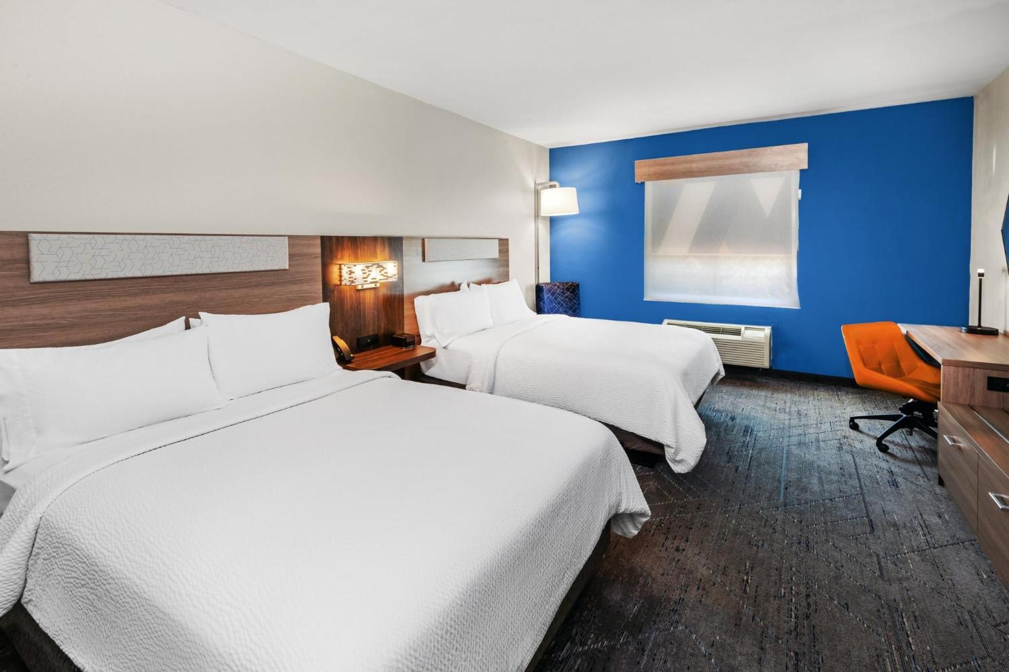 Holiday Inn Express Hotel & Suites Henderson - Traffic Star By Ihg Экстерьер фото