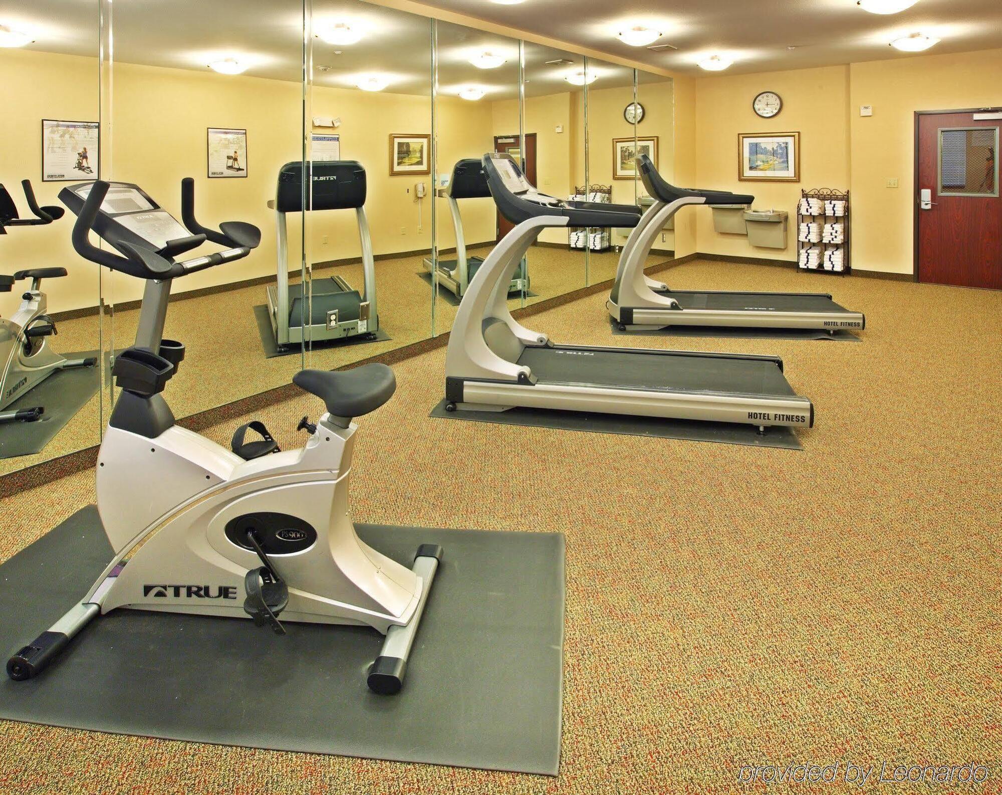 Holiday Inn Express Hotel & Suites Henderson - Traffic Star By Ihg Экстерьер фото